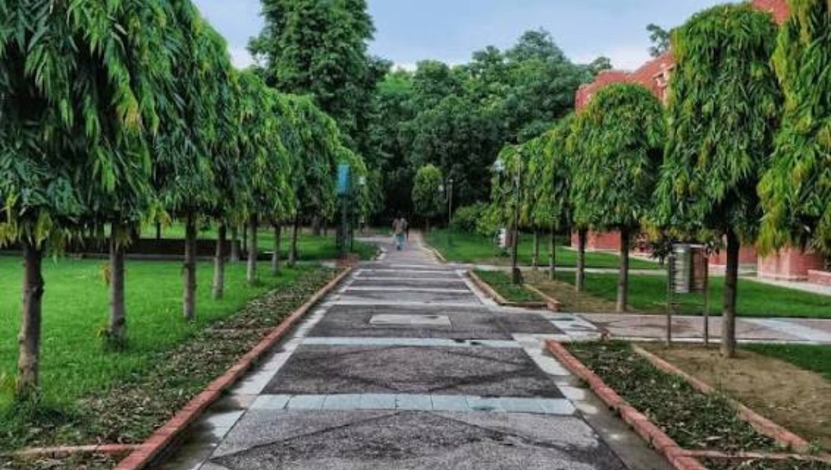 Top MBA Colleges in India